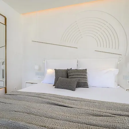 The Island Concept Luxury Boutique Heated Pool