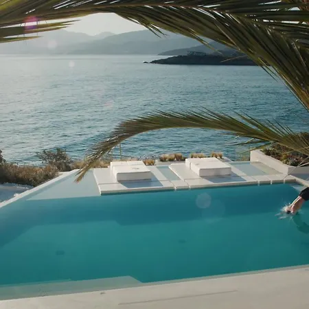 The Island Concept Luxury Boutique Heated Pool מלון Ágios Nikólaos